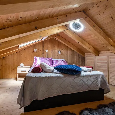 Gorgeous In With Wifi Holiday home Zirje