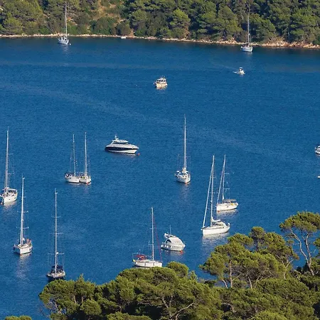 Gorgeous In With Wifi