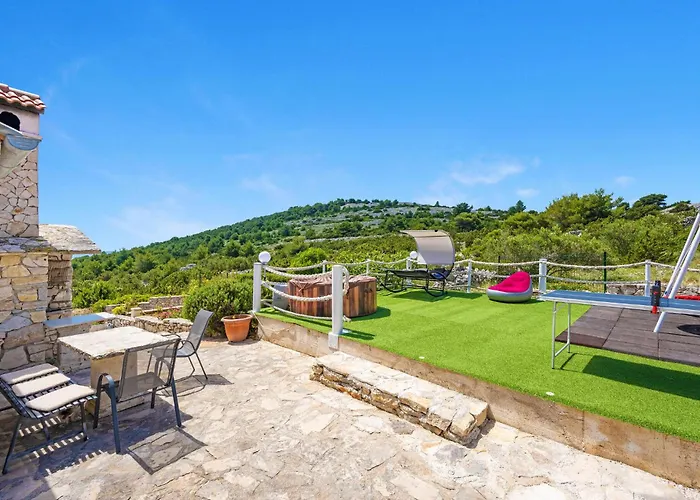 Gorgeous In With Wifi Vakantiehuis Žirje