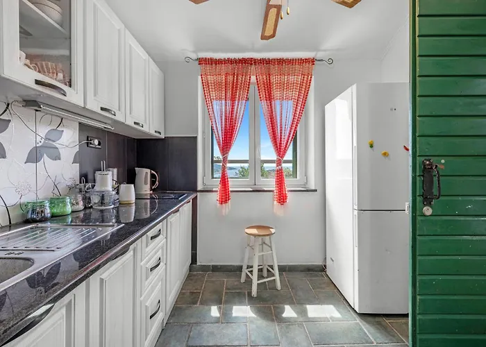 Gorgeous In With Wifi