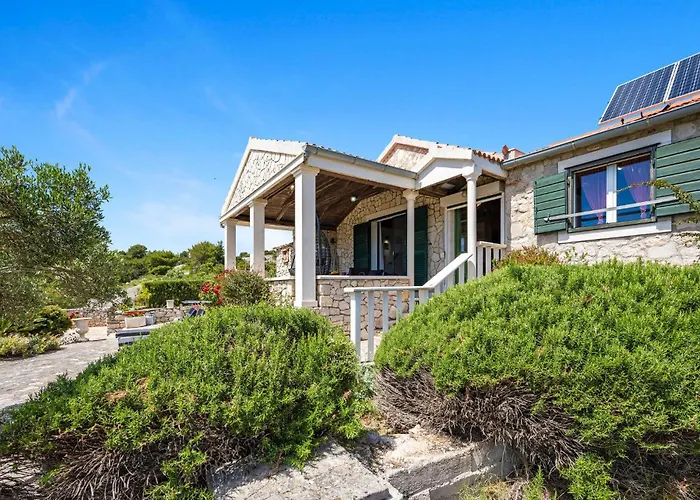 Gorgeous In With Wifi בית נופש Žirje